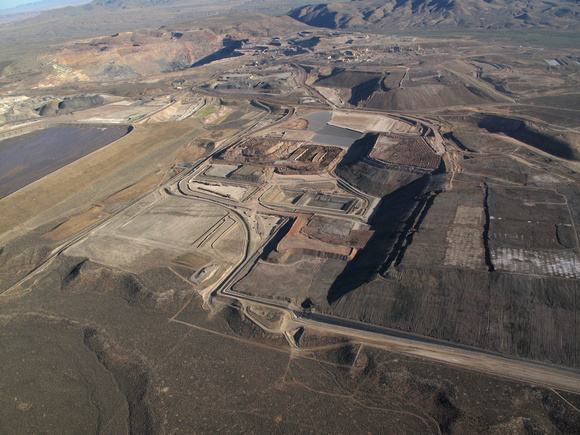 Mining_Nevada_Earthworks_2010_009