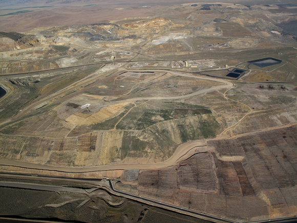 Mining_Nevada_Earthworks_2010_011