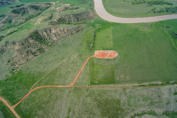 North Dakota - Bakken Oil and Gas on Missouri River