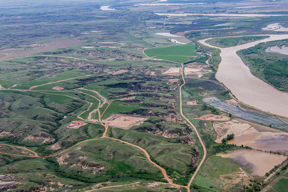 North Dakota, Williston - Bakken Oil and Gas - Missouri River