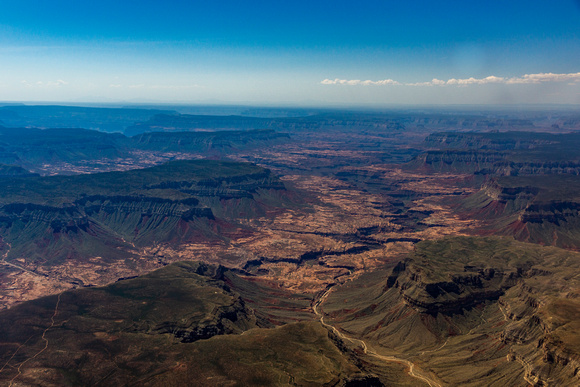 Kanab Canyon towards Grand Canyon