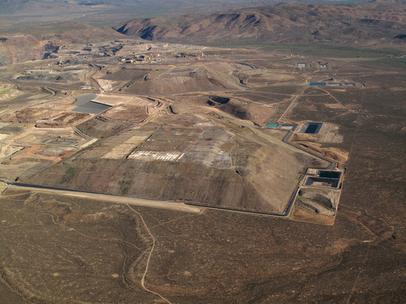 Mining_Nevada_Earthworks_2010_023
